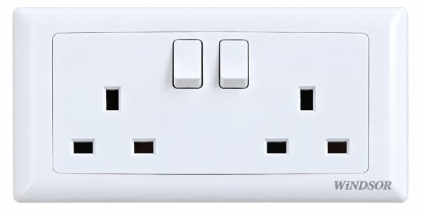 TWIN SOCKET SCREWLESS WINDSOR